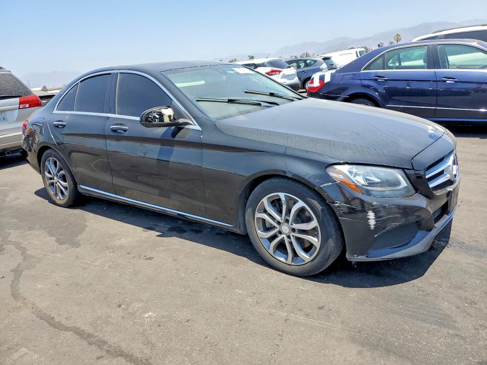 59369036 :رقم المزاد ، 55SWF4JB5GU175340 vin ، 2016 Mercedes-benz C مزاد بيع