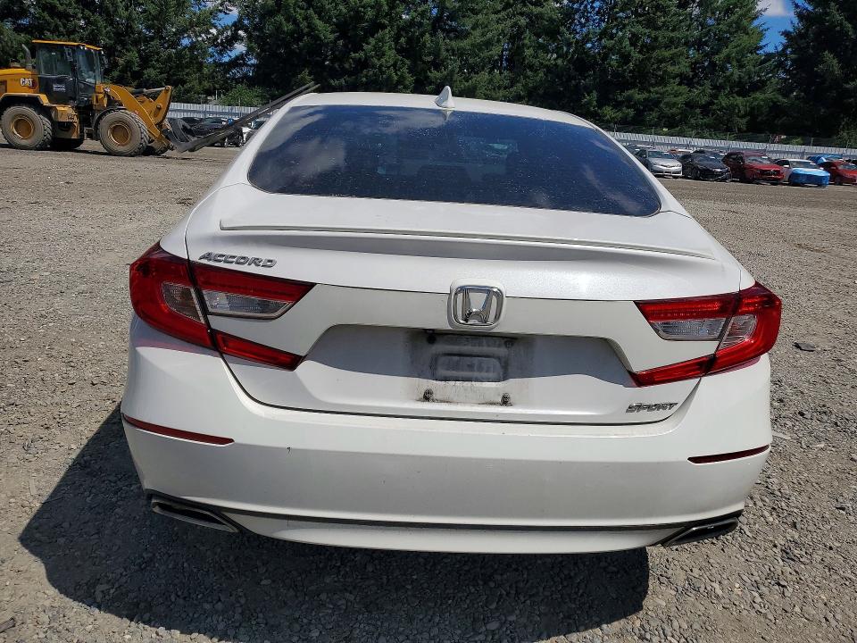 2018 Honda Accord მანქანა იყიდება აუქციონზე, vin: 1HGCV1F31JA121610, აუქციონის ნომერი: 62653286