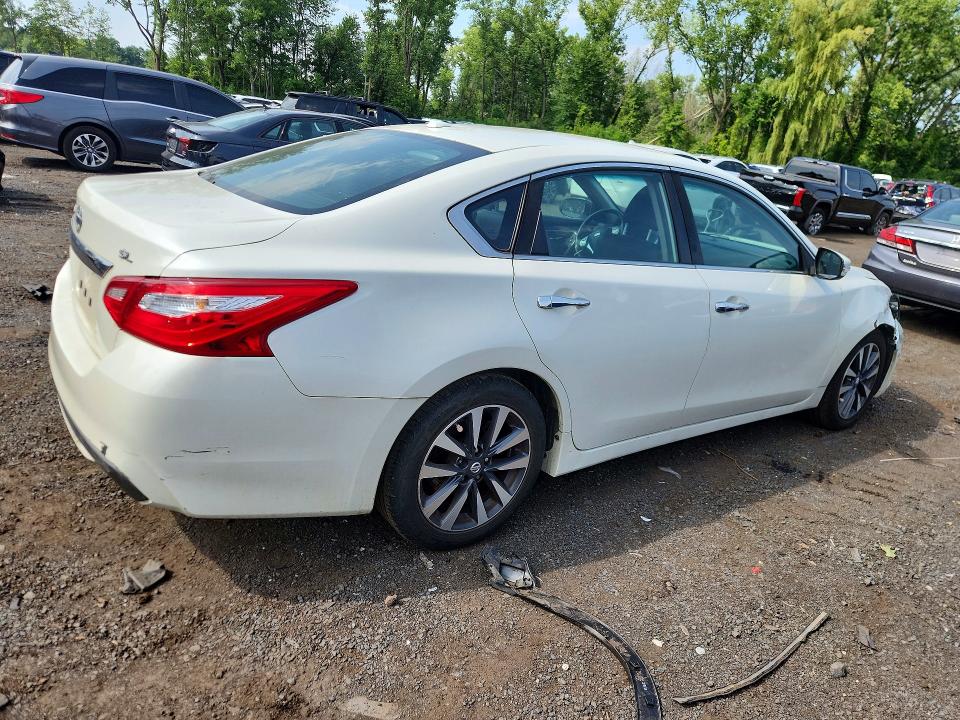 Продаж на аукціоні авто 2017 Nissan Altima, vin: 1N4AL3AP6HC149974, номер лоту: 60252256
