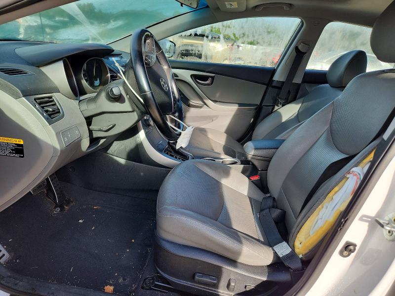 61065656 :رقم المزاد ، KMHDH4AH7FU229617 vin ، 2015 Hyundai Elantra مزاد بيع