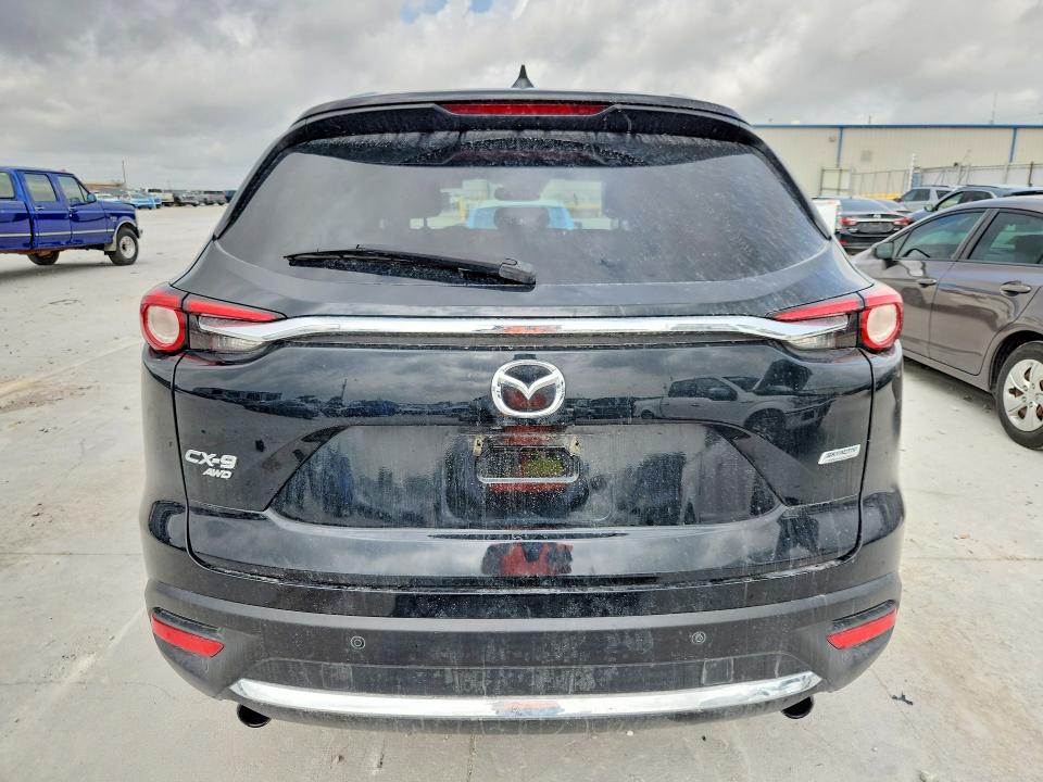 Продажа на аукционе авто 2018 Mazda Cx-9, vin: JM3TCBEY2J0202393, номер лота: 61117736