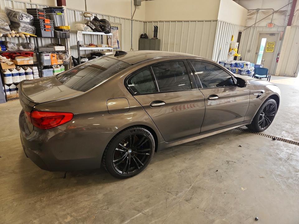 2018 Bmw M5 მანქანა იყიდება აუქციონზე, vin: WBSJF0C58JB282204, აუქციონის ნომერი: 61578366