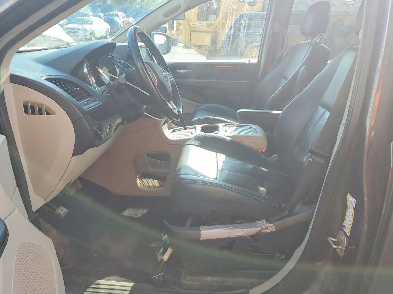 61935726 :رقم المزاد ، 2C4RDGDG1JR323685 vin ، 2018 Dodge Grand Caravan مزاد بيع