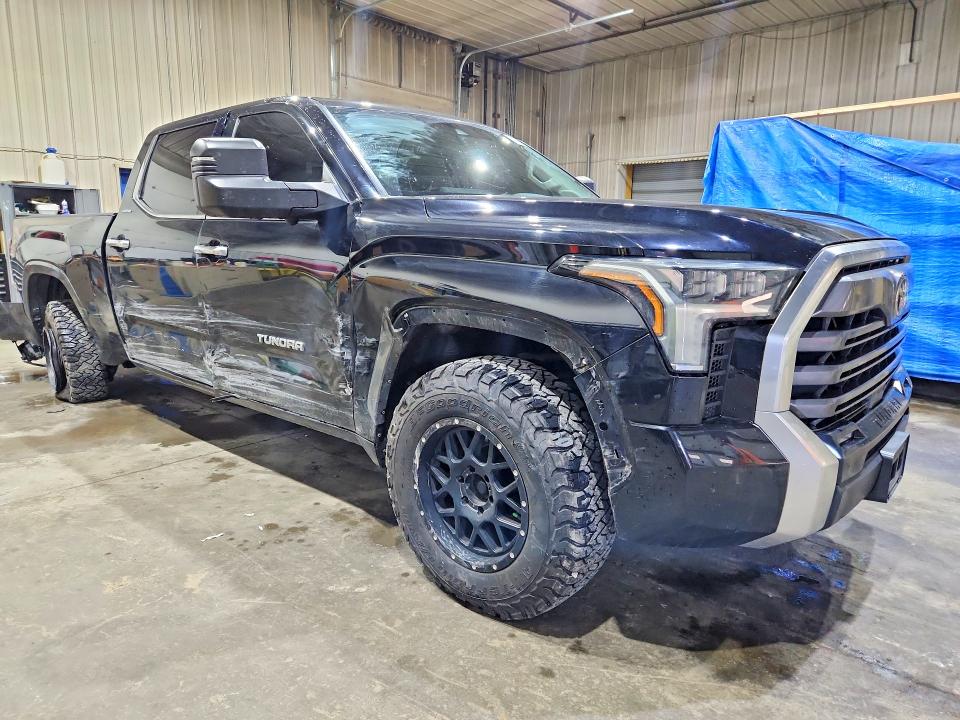 63321026 :رقم المزاد ، 5TFJA5EC5NX008627 vin ، 2022 Toyota Tundra مزاد بيع
