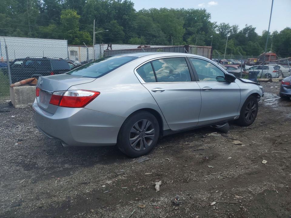 61967116 :رقم المزاد ، 1HGCR2F39FA101087 vin ، 2015 Honda Accord مزاد بيع