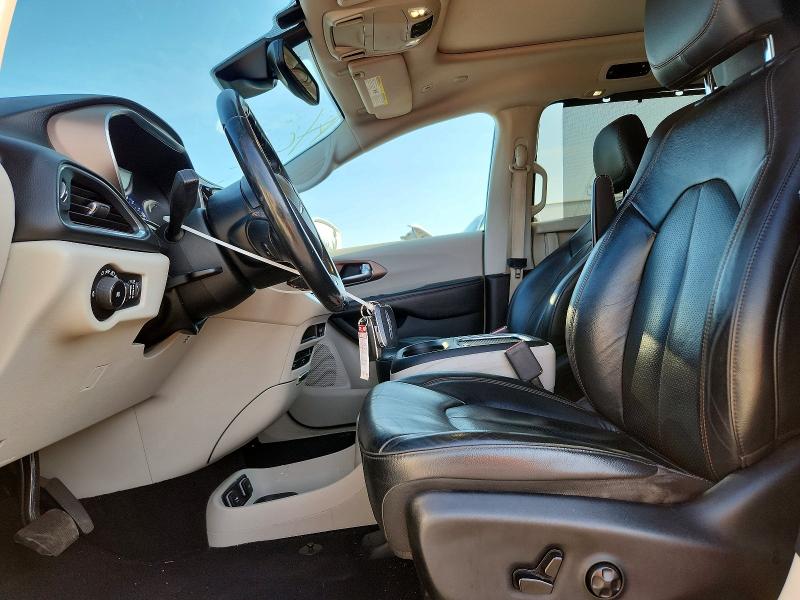 61706686 :رقم المزاد ، 2C4RC1EG6KR686421 vin ، 2019 Chrysler Pacifica مزاد بيع