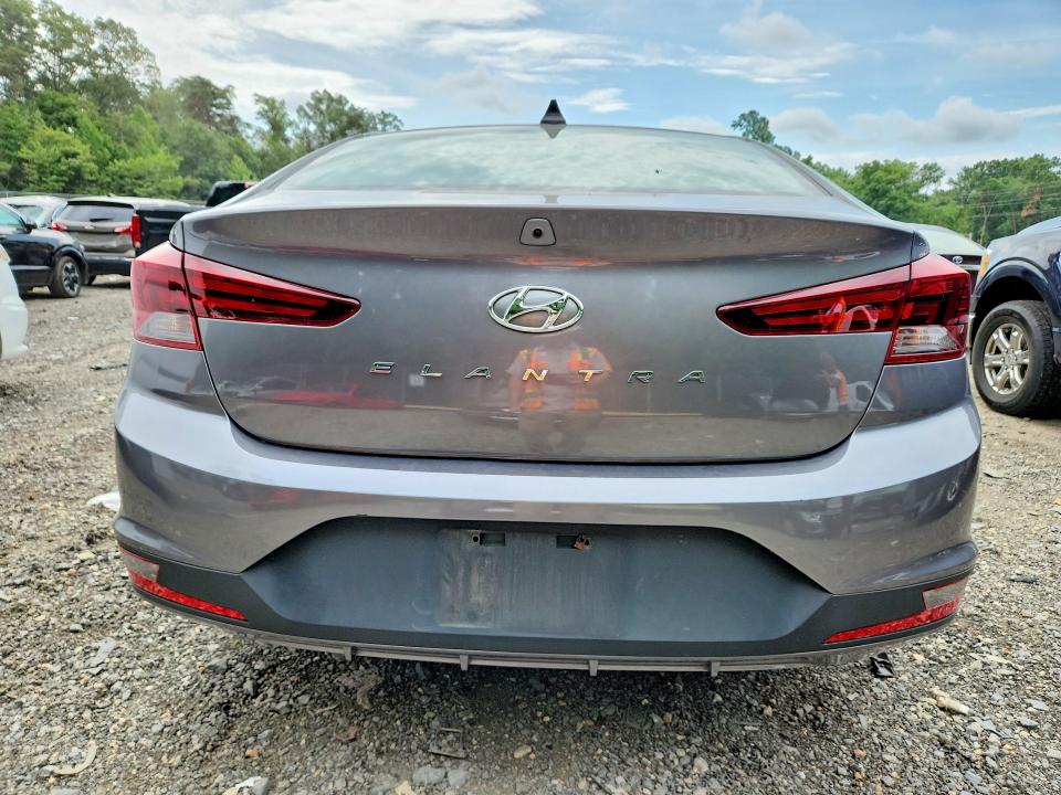 2019 Hyundai Elantra მანქანა იყიდება აუქციონზე, vin: 5NPD84LFXKH485545, აუქციონის ნომერი: 61319206