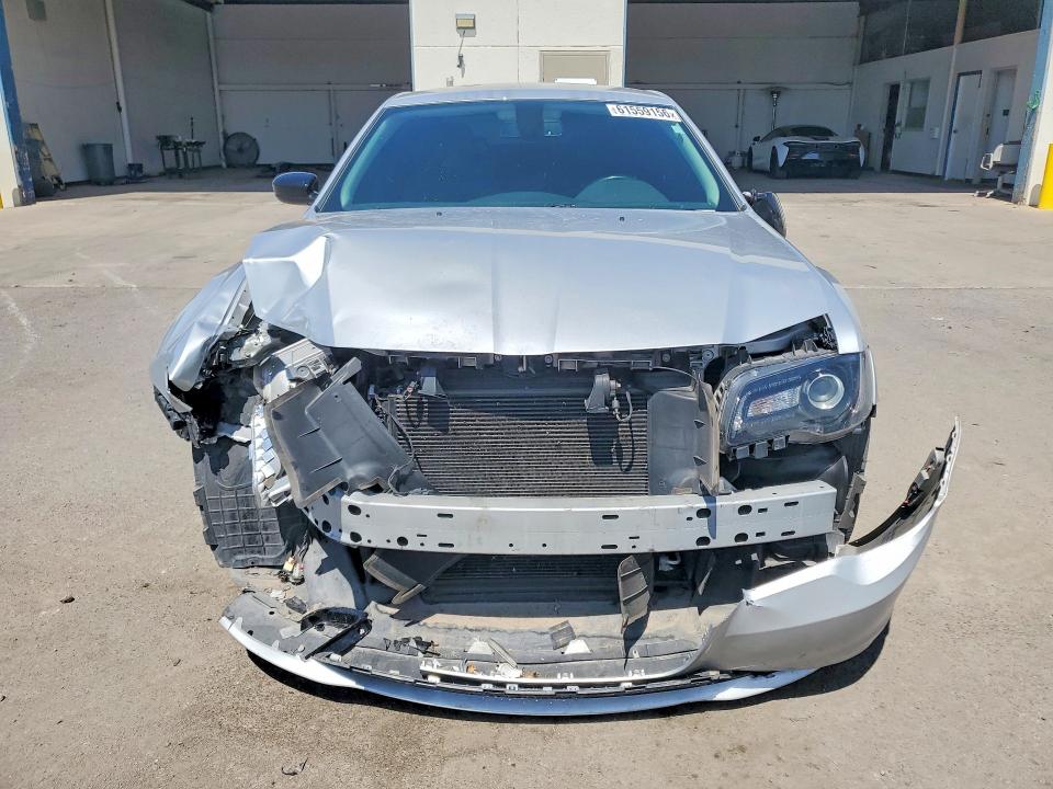 Продаж на аукціоні авто 2020 Chrysler 300, vin: 2C3CCAAG3LH137606, номер лоту: 61559156