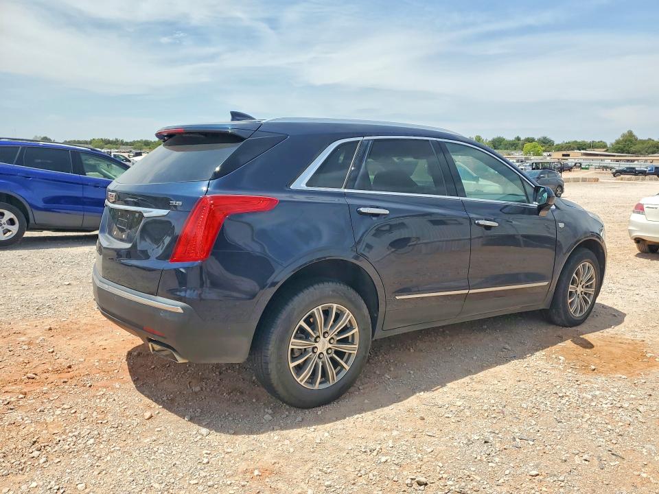 61591156 :رقم المزاد ، 1GYKNDRS0HZ260793 vin ، 2017 Cadillac Xt5 مزاد بيع