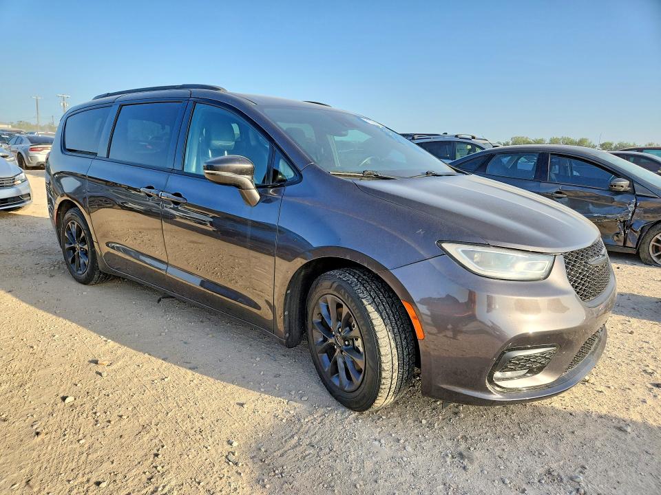 61337666 :رقم المزاد ، 2C4RC1BG2MR572200 vin ، 2021 Chrysler Pacifica مزاد بيع