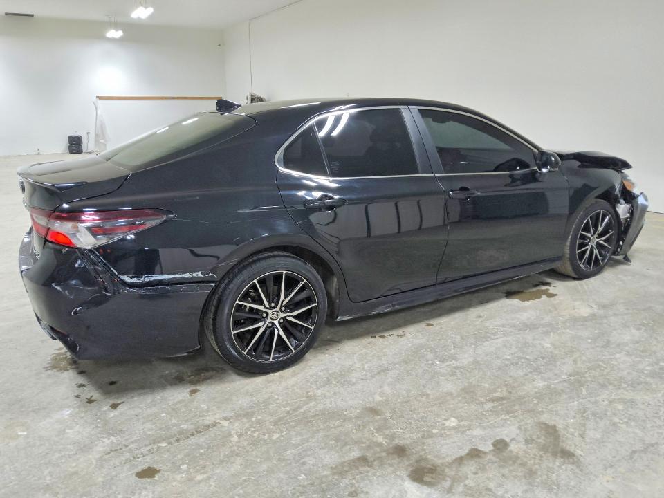 61282656 :رقم المزاد ، 4T1G11BK4RU128050 vin ، 2024 Toyota Camry مزاد بيع
