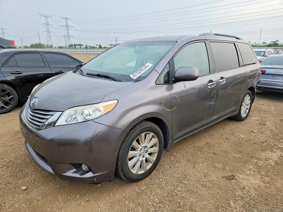 2015 Toyota Sienna მანქანა იყიდება აუქციონზე, vin: 5TDDK3DC5FS118133, აუქციონის ნომერი: 61328536