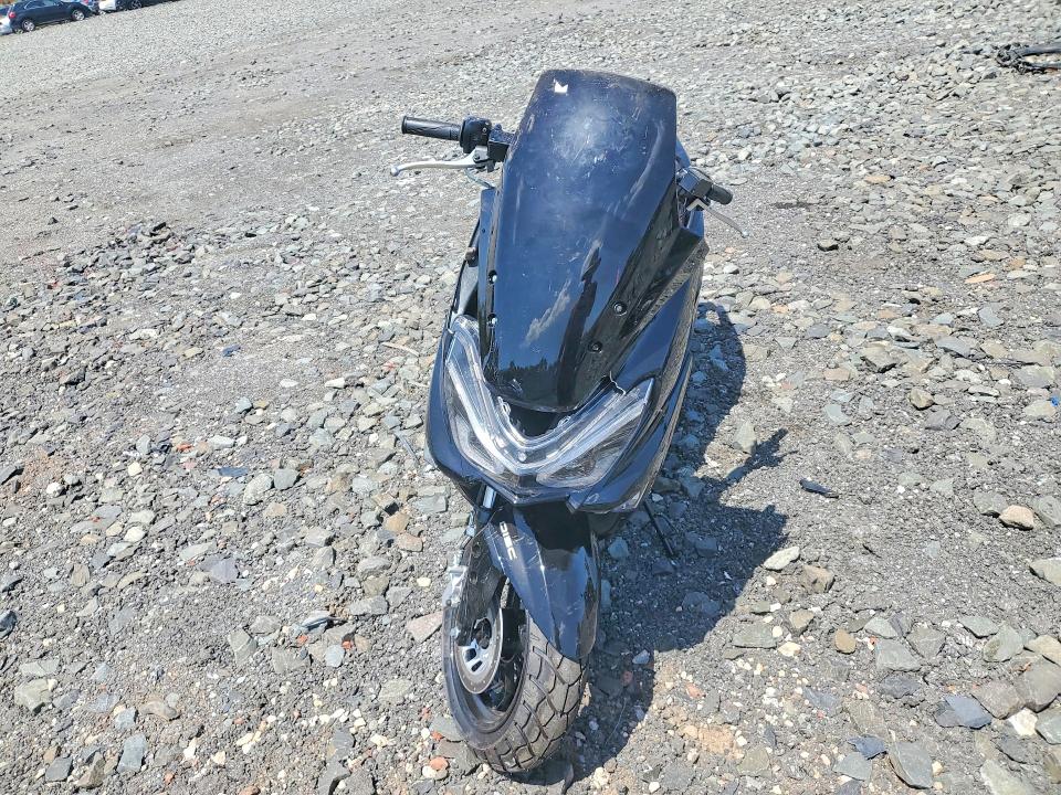 59603876 :رقم المزاد ، H0DTAEFW2SX112701 vin ، 2025 Genuine Scooter Co. Scooter مزاد بيع