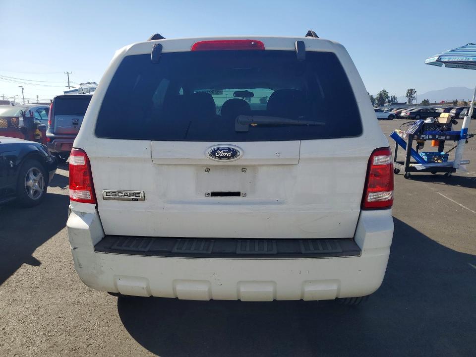 Продажа на аукционе авто 2008 Ford Escape, vin: 1FMCU03Z88KA71017, номер лота: 62993466