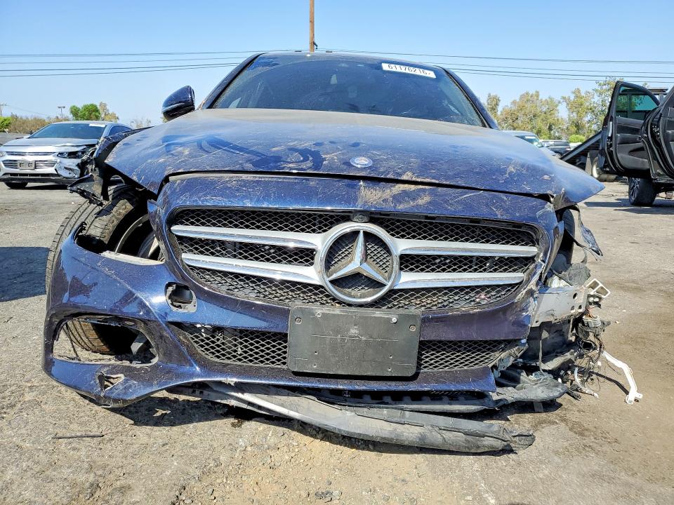Продаж на аукціоні авто 2017 Mercedes-benz C, vin: 55SWF4JBXHU195150, номер лоту: 61176216