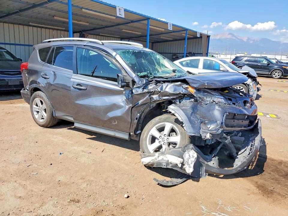 Продаж на аукціоні авто 2015 Toyota Rav4, vin: 2T3RFREV0FW395686, номер лоту: 61580696