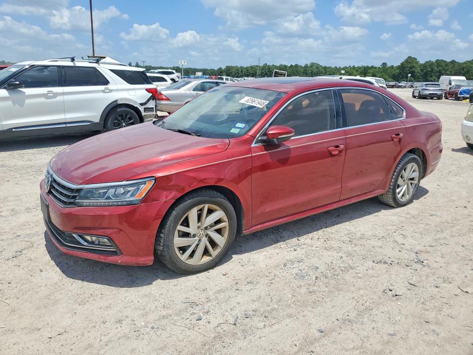 62961946 :رقم المزاد ، 1VWBA7A32JC043226 vin ، 2018 Volkswagen Passat مزاد بيع