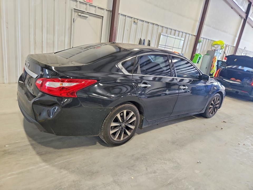 Продажа на аукционе авто 2017 Nissan Altima, vin: 1N4AL3AP6HC109281, номер лота: 60872466