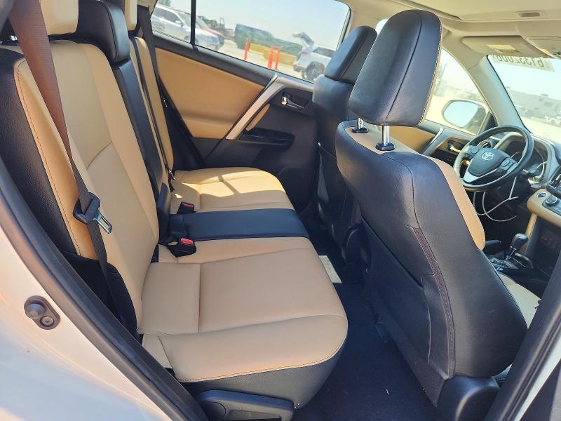 61332006 :رقم المزاد ، JTMDFREV0JJ240265 vin ، 2018 Toyota Rav4 مزاد بيع