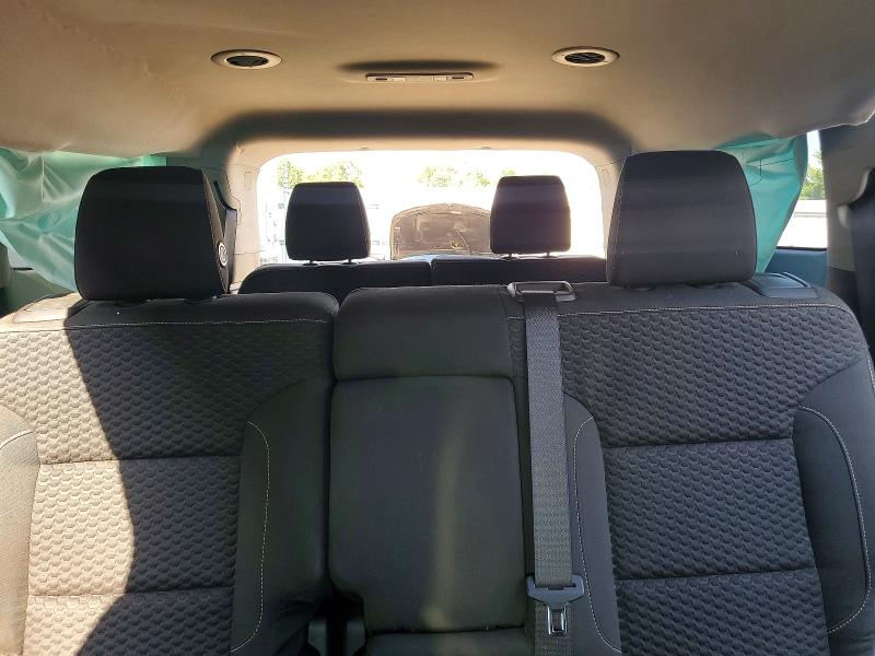 60133186 :رقم المزاد ، 1GKKNLLA2HZ113122 vin ، 2017 Gmc Acadia مزاد بيع