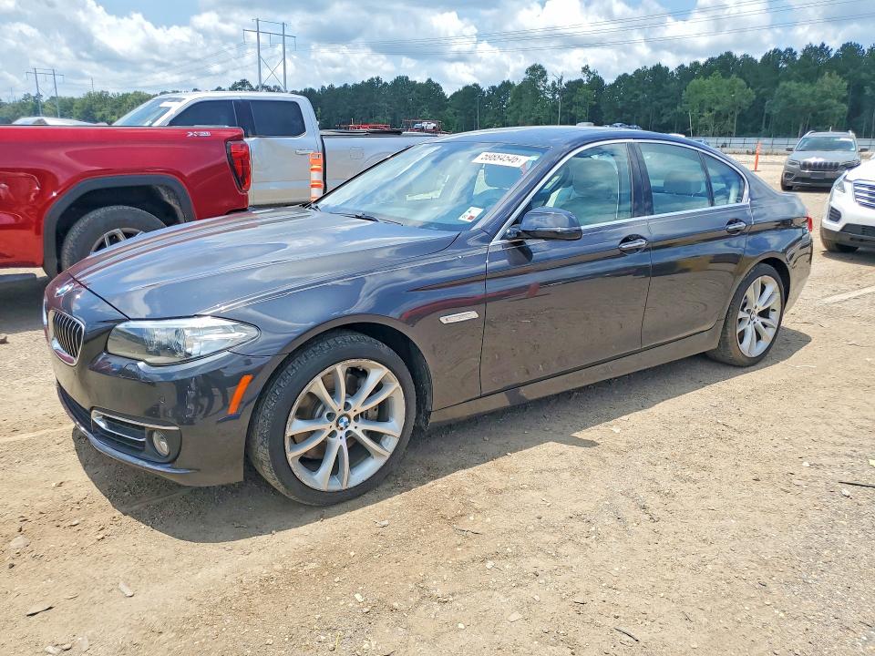 59884546 :رقم المزاد ، WBA5B1C56FD917598 vin ، 2015 Bmw 535 مزاد بيع