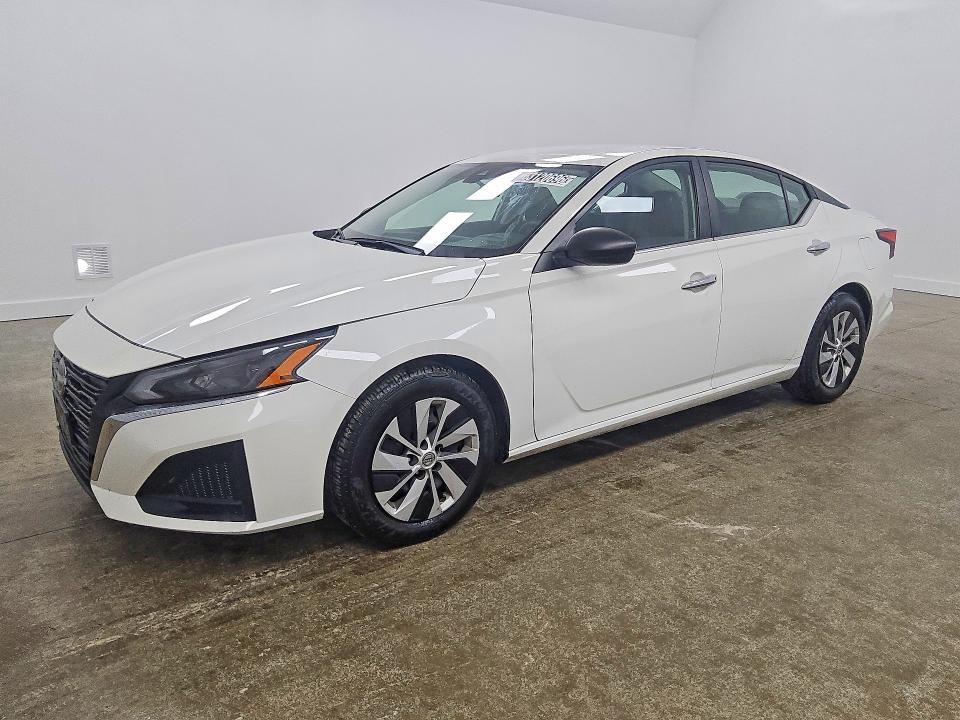 63120696 :رقم المزاد ، 1N4BL4BVXRN361869 vin ، 2024 Nissan Altima مزاد بيع