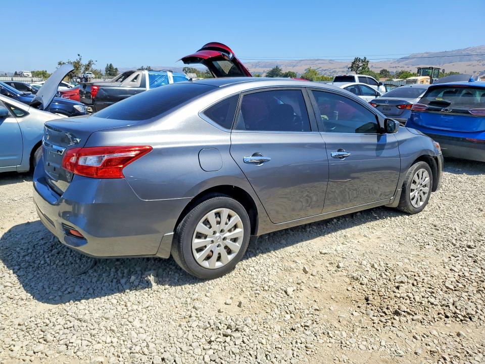 Продажа на аукционе авто 2017 Nissan Sentra, vin: 3N1AB7AP2HL719383, номер лота: 61692126