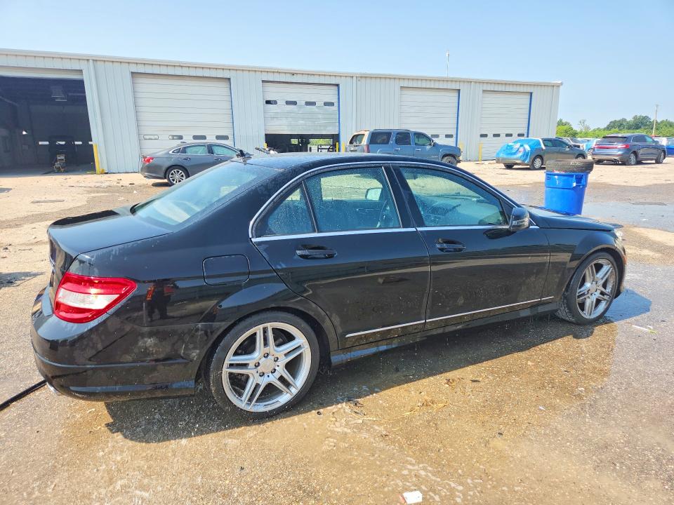 58888506 :رقم المزاد ، WDDGF5EB2BA522054 vin ، 2011 Mercedes-benz C مزاد بيع