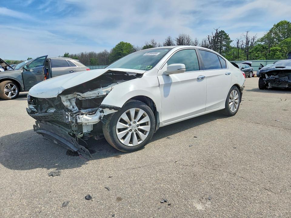 60394406 :رقم المزاد ، 1HGCR2F73FA096990 vin ، 2015 Honda Accord مزاد بيع