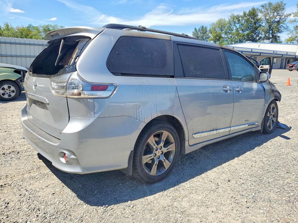 Продажа на аукционе авто 2015 Toyota Sienna, vin: 5TDXK3DC8FS638159, номер лота: 62843076
