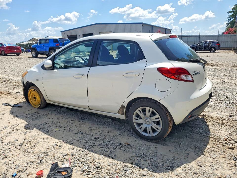 2013 Mazda Mazda 2 მანქანა იყიდება აუქციონზე, vin: JM1DE1KY1D0153567, აუქციონის ნომერი: 61561886