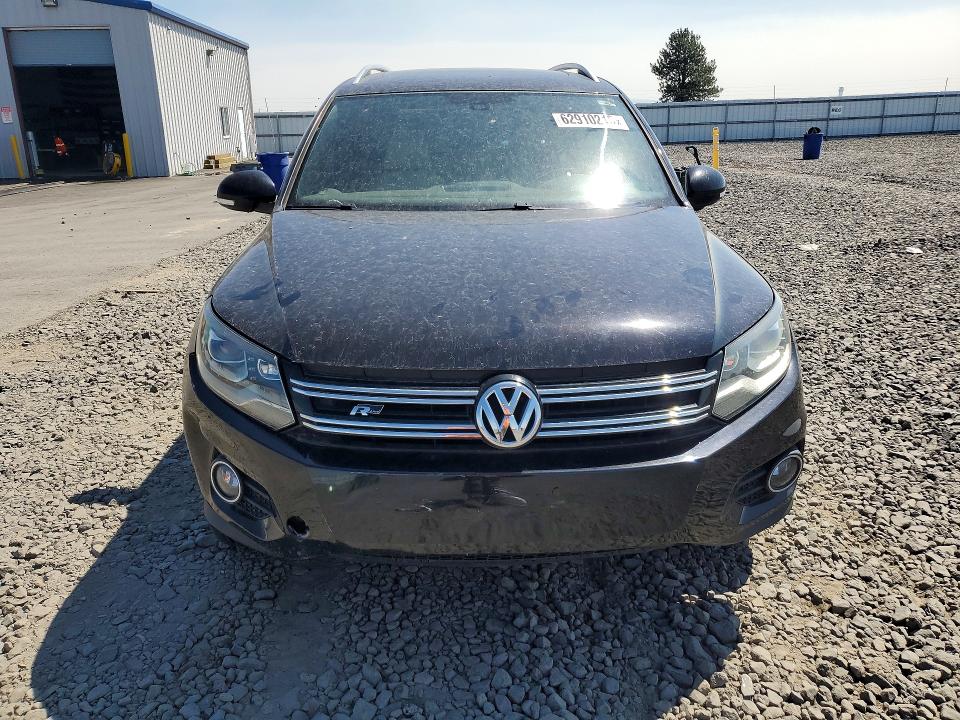 62910216 :رقم المزاد ، WVGAV7AX5FW550077 vin ، 2015 Volkswagen Tiguan مزاد بيع