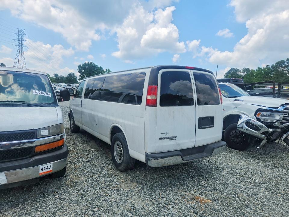 60040996 :رقم المزاد ، 1GAZGPFGXG1194078 vin ، 2016 Chevrolet Express G3500 مزاد بيع