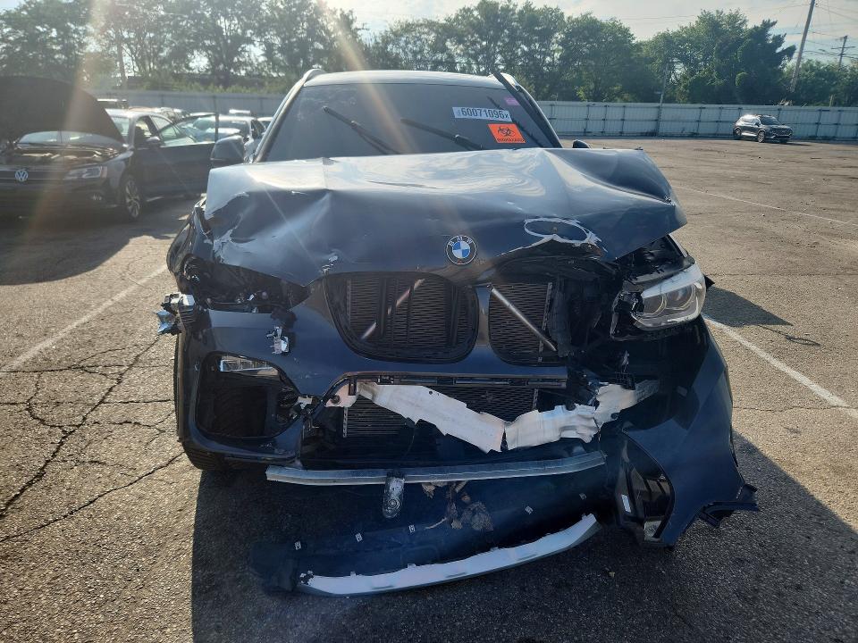 60071096 :رقم المزاد ، 5UXTR9C50JLC82558 vin ، 2018 Bmw X3 مزاد بيع
