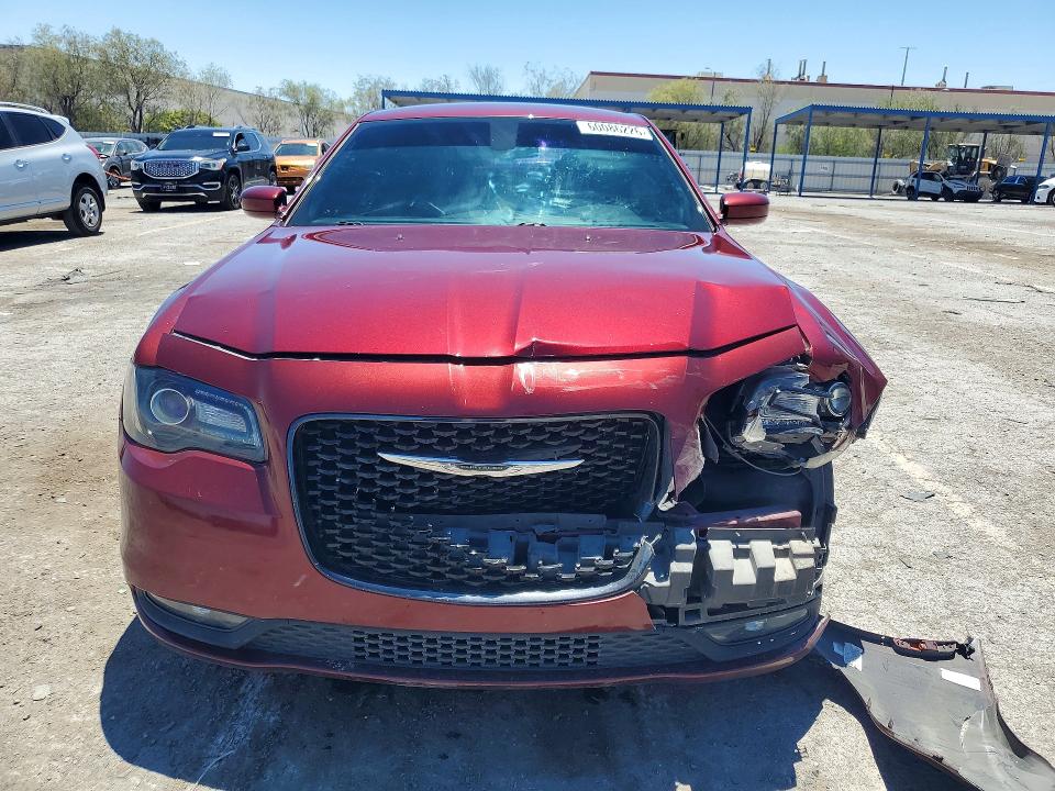 60086226 :رقم المزاد ، 2C3CCABG4KH585415 vin ، 2019 Chrysler 300 مزاد بيع