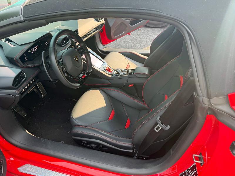 62915526 :رقم المزاد ، ZHWUT5ZF9PLA21574 vin ، 2023 Lamborghini Huracan Ev مزاد بيع