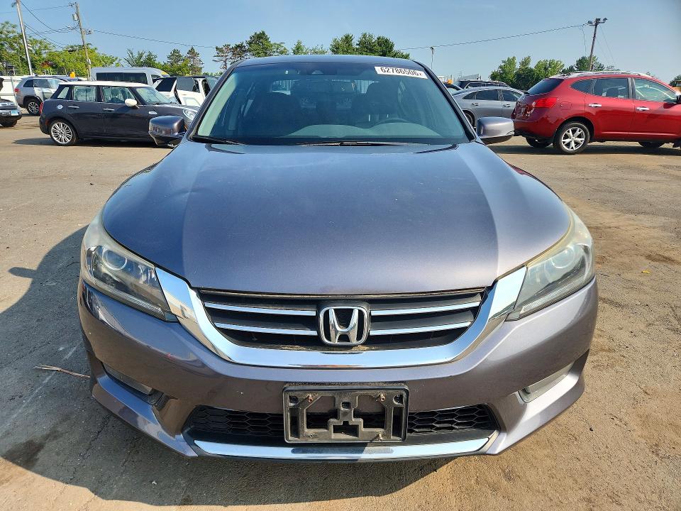Продажа на аукционе авто 2015 Honda Accord, vin: 1HGCR2F8XFA136961, номер лота: 62786506