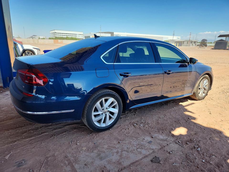 2018 Volkswagen Passat 4d 2.0t Highl მანქანა იყიდება აუქციონზე, vin: 1VWBA7A3XJC020082, აუქციონის ნომერი: 62465026