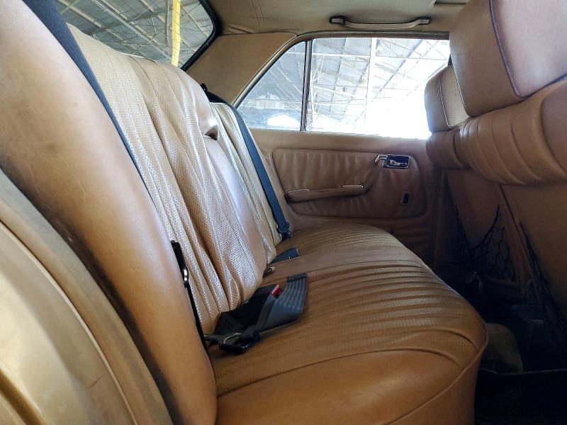 60393136 :رقم المزاد ، WDBAB33AXEA006277 vin ، 1984 Mercedes-benz 300 مزاد بيع