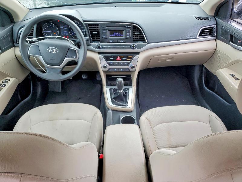 62225366 :رقم المزاد ، 5NPD74LF6HH087860 vin ، 2017 Hyundai Elantra مزاد بيع