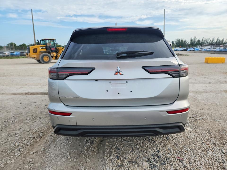 2025 Mitsubishi Outlander მანქანა იყიდება აუქციონზე, vin: JA4J3UA85SZ055947, აუქციონის ნომერი: 62597536