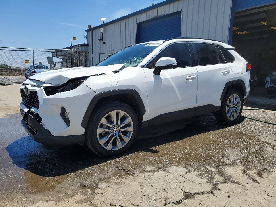 2020 Toyota Rav4 მანქანა იყიდება აუქციონზე, vin: JTMC1RFV0LD060424, აუქციონის ნომერი: 57906196