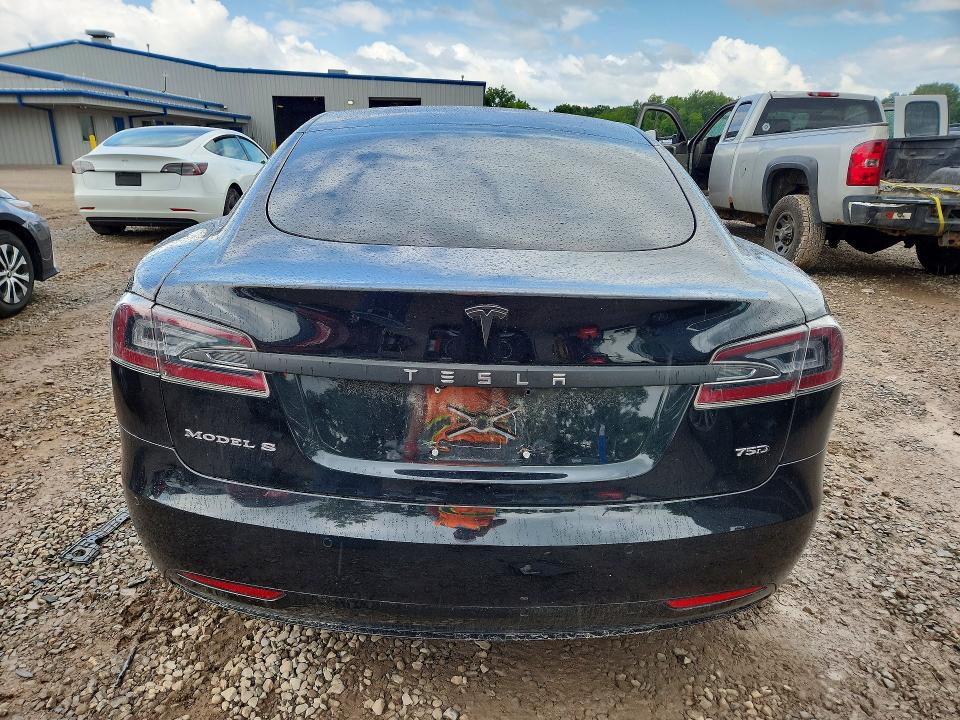 Продажа на аукционе авто 2017 Tesla Model S, vin: 5YJSA1E22HF229900, номер лота: 62282046