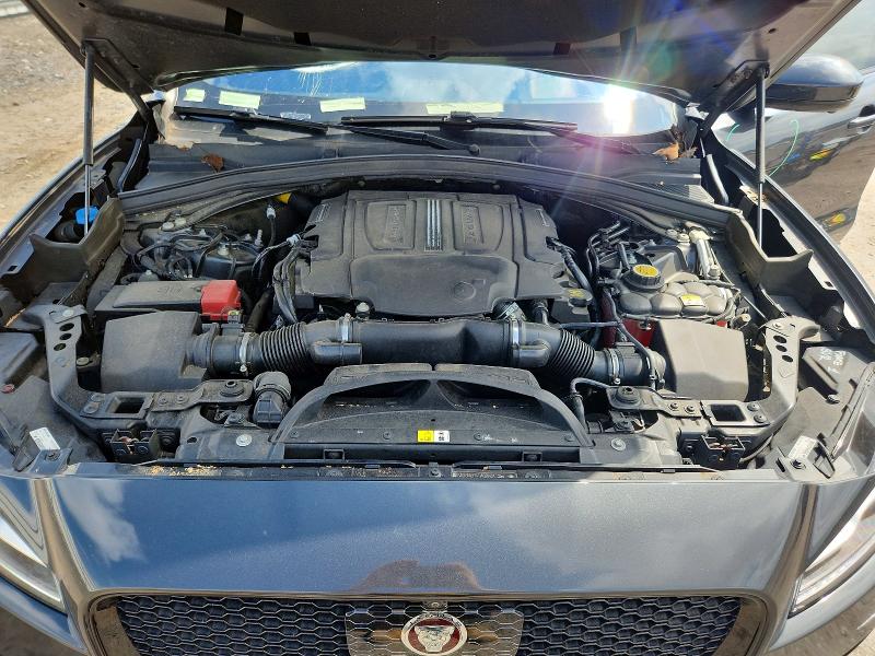 2018 Jaguar F-pace მანქანა იყიდება აუქციონზე, vin: SADCM2FV7JA328421, აუქციონის ნომერი: 85987555