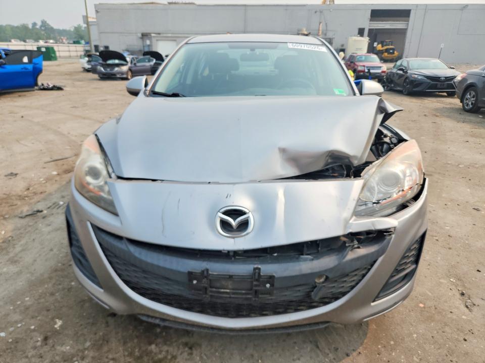 60970526 :رقم المزاد ، JM1BL1UG0B1422358 vin ، 2011 Mazda 3 4d I Spt مزاد بيع