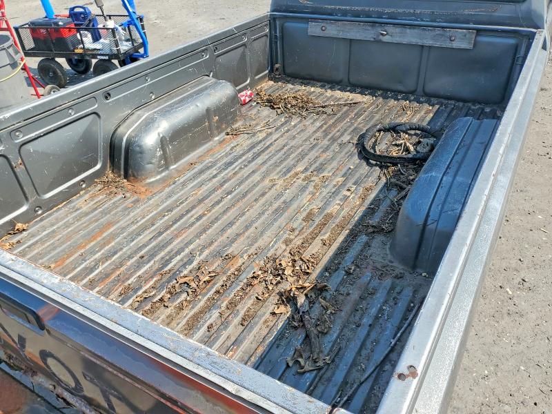 1986 Toyota Pickup მანქანა იყიდება აუქციონზე, vin: JT4RN55DXG0200749, აუქციონის ნომერი: 61083676