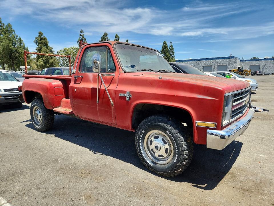 1986 Chevrolet K20 მანქანა იყიდება აუქციონზე, vin: 1GCGK24M4GJ156791, აუქციონის ნომერი: 62492906