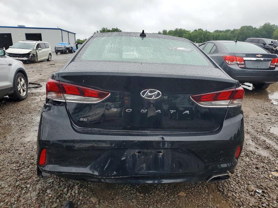 2018 Hyundai Sonata მანქანა იყიდება აუქციონზე, vin: 5NPE24AF0JH682408, აუქციონის ნომერი: 61910196