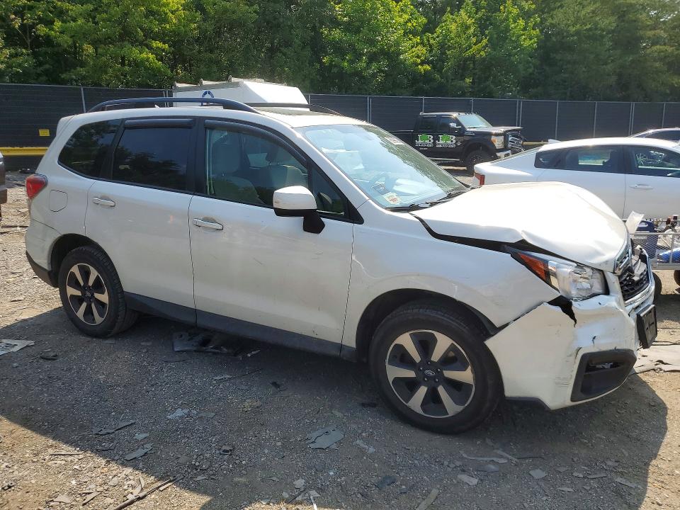 Продаж на аукціоні авто 2017 Subaru Forester, vin: JF2SJAGC2HH529329, номер лоту: 62999036