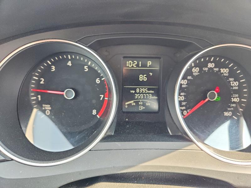 63099996 :رقم المزاد ، 3VW2B7AJ4HM212148 vin ، 2017 Volkswagen Jetta مزاد بيع